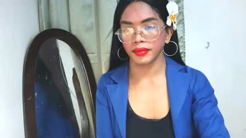 _karie_ online show from 10/15/25, 06:13