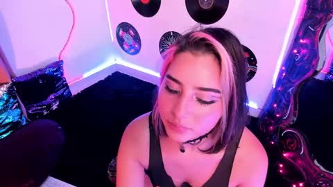 _karine01 online show from 01/08/25, 10:37