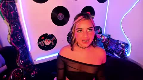 _karine01 online show from 01/14/25, 05:30