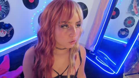 _karine01 online show from 02/02/25, 10:35