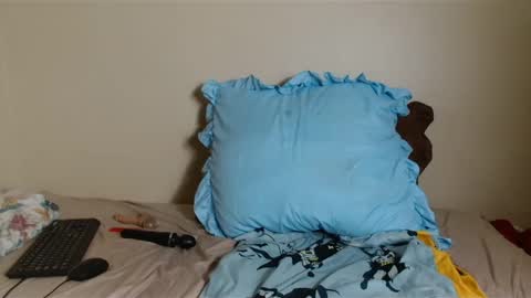 Snapshot of _karishma chatting on 02/21/25, 08:16 _karishma online show from 02/21/25, 08:16