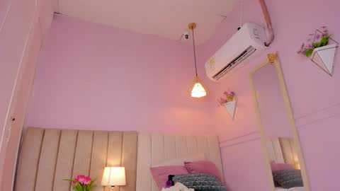 karol online show from 10/25/25, 12:45