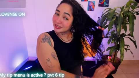    online show from 06/04/26, 12:00