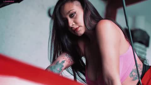 Snapshot of _kelly_hous36 chatting on 02/21/25, 04:16 kelly online show from 02/21/25, 04:16