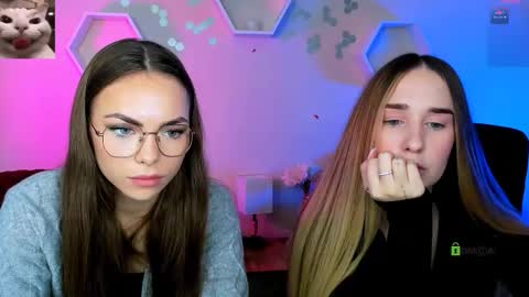 Snapshot of _kellykitten_ chatting on 12/02/25, 09:47 _kellykitten_ online show from 12/02/25, 09:47