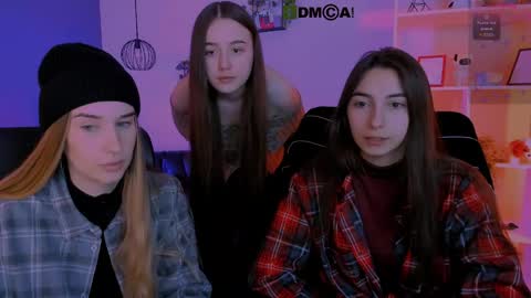 _kellykitten_ online show from 04/22/26, 08:50