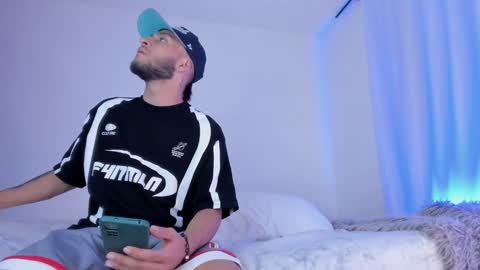    online show from 01/09/25, 05:02