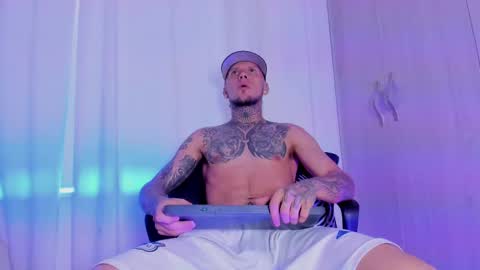    online show from 10/07/25, 03:42