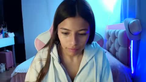 khloe sweet online show from 04/24/26, 01:24