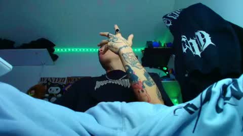 Snapshot of _kingshadows_ chatting on 07/03/26, 09:32 SHADOW online show from 07/03/26, 09:32