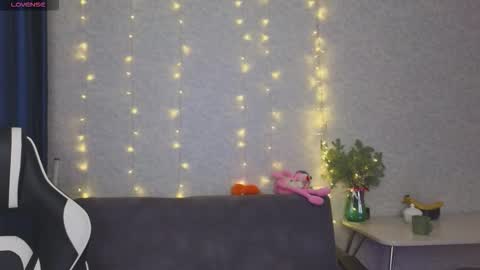 Snapshot of _kirieshka chatting on 02/26/26, 03:22 Molly Emily online show from 02/26/26, 03:22