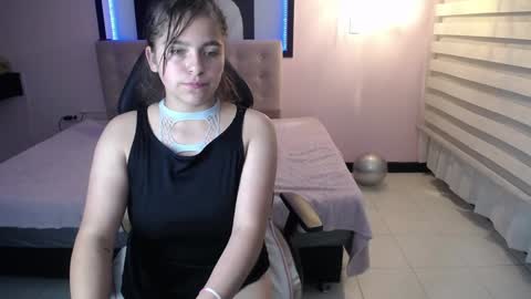 _kitten_1 online show from 01/22/25, 03:29