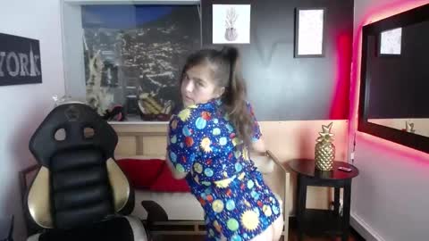 _kitten_1 online show from 02/22/25, 08:09