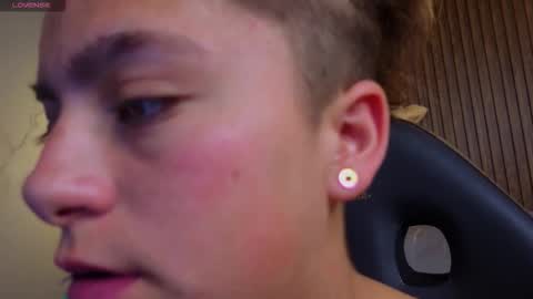 _kitten_1 online show from 03/10/26, 09:03