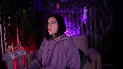   online show from 10/14/25, 02:45