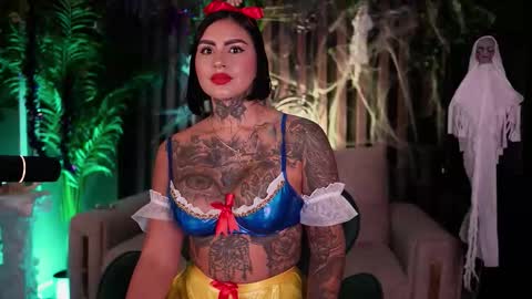   online show from 10/21/25, 11:49