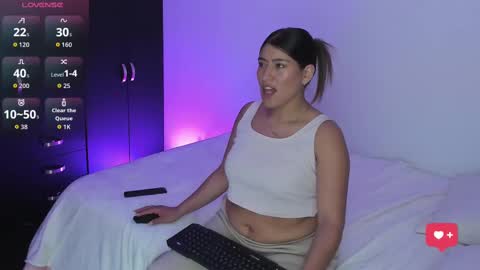  kloee  online show from 09/17/25, 04:08