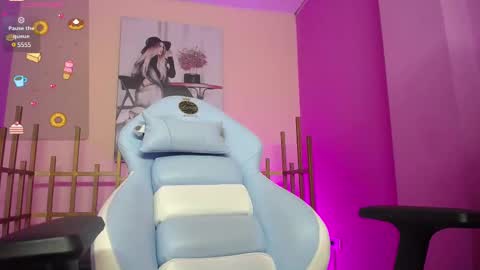 Snapshot of _kur0mi_ chatting on 02/26/25, 05:07 _kur0mi_ online show from 02/26/25, 05:07