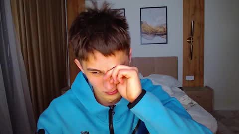 Snapshot of _kurt chatting on 02/19/25, 03:27 Kurt online show from 02/19/25, 03:27