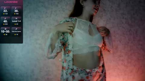 _kylle_ online show from 09/28/25, 02:55