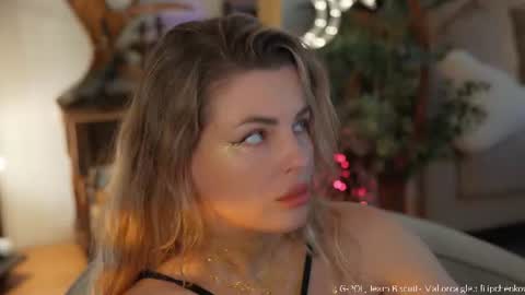 _lady__m_ online show from 07/01/26, 01:56