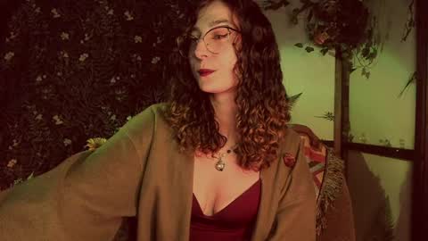 Lady Luna online show from 12/10/24, 12:06