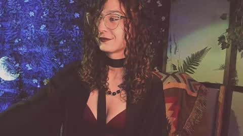 Lady Luna online show from 02/11/25, 11:33