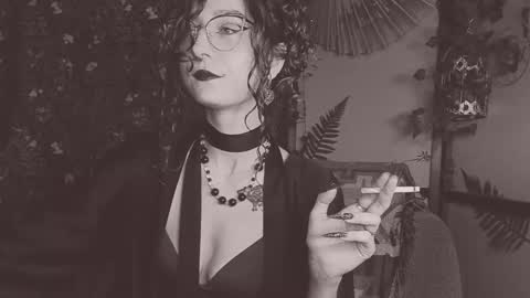 Lady Luna online show from 02/24/25, 12:41