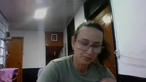 Snapshot of _laflaka2024 chatting on 09/10/25, 10:43 SANDRA online show from 09/10/25, 10:43