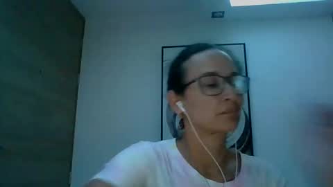 Snapshot of _laflaka2024 chatting on 09/16/25, 06:14 SANDRA online show from 09/16/25, 06:14