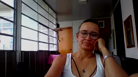 Snapshot of _laflaka2024 chatting on 10/12/25, 10:09 SANDRA online show from 10/12/25, 10:09