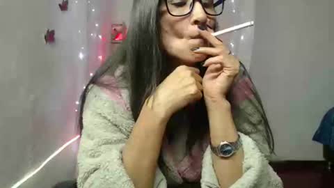 Snapshot of _laflaka2024 chatting on 11/22/25, 04:22 SANDRA online show from 11/22/25, 04:22