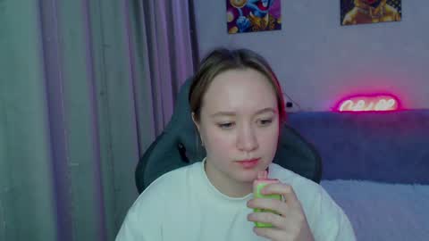 _lalune_ online show from 01/20/25, 01:39