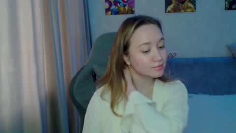 _lalune_ online show from 02/06/25, 08:29