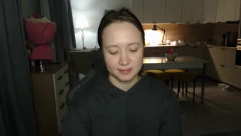 _lalune_ online show from 02/18/26, 02:46