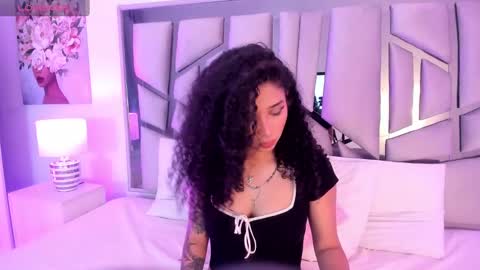 Lanna  online show from 01/30/25, 11:22