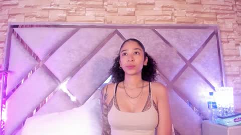 Lanna  online show from 10/23/25, 10:58