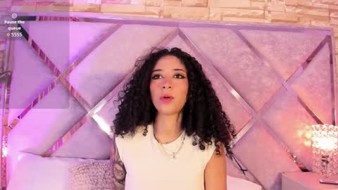 Lanna  online show from 12/03/25, 11:19