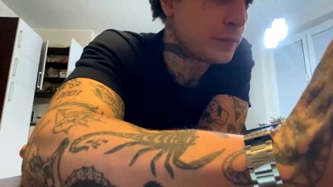 Layne online show from 01/10/26, 08:43