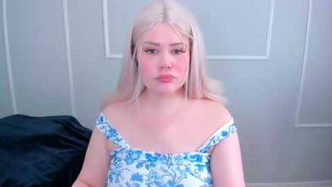 leana online show from 03/10/26, 06:24