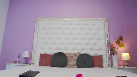 Snapshot of _lenapaul_ chatting on 11/12/25, 05:19 Lena Paul online show from 11/12/25, 05:19