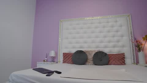 Snapshot of _lenapaul_ chatting on 12/05/25, 04:54 Lena Paul online show from 12/05/25, 04:54