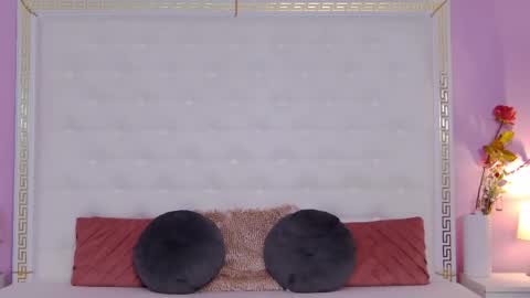 Lena Paul online show from 04/07/26, 05:19