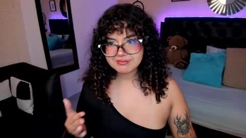 Liily online show from 04/14/26, 04:51