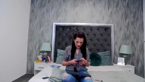 Snapshot of _lissa_ann_ chatting on 01/28/25, 07:00 Lisa online show from 01/28/25, 07:00