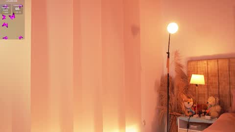 Lissana online show from 03/25/26, 01:39