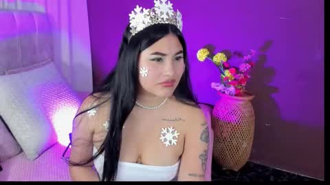 Ivy 3 online show from 12/04/25, 07:44