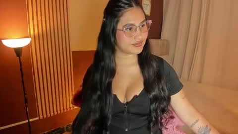 Ivy 3 online show from 03/20/26, 08:46