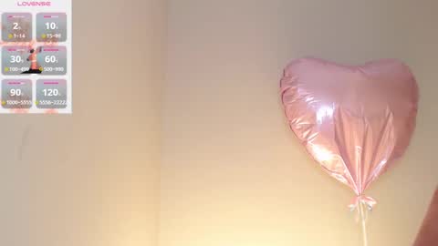 Snapshot of _little_misss chatting on 01/26/25, 10:55 Mila online show from 01/26/25, 10:55