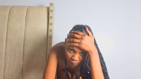 Littlevenus online show from 10/19/25, 01:34